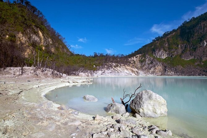 Sunrise Trekking At Sunan Ibu Kawah Putih - Key points to know before you book