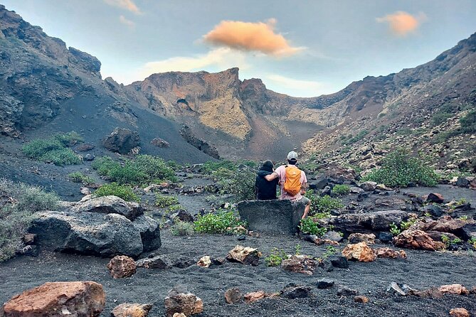 Timanfaya National Park Trekking with a Typical Canarian Snack - Colorado Volcano and the red volcanic cone