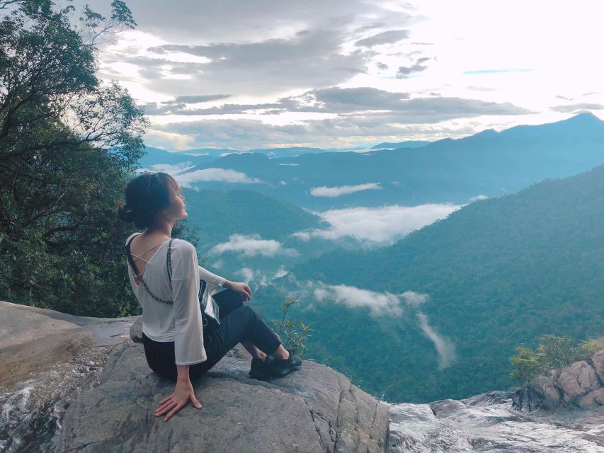 TOUR TREKKING HUE - BACH MA NATIONAL PARK DAILY - Reaching the 1,450-meter summit