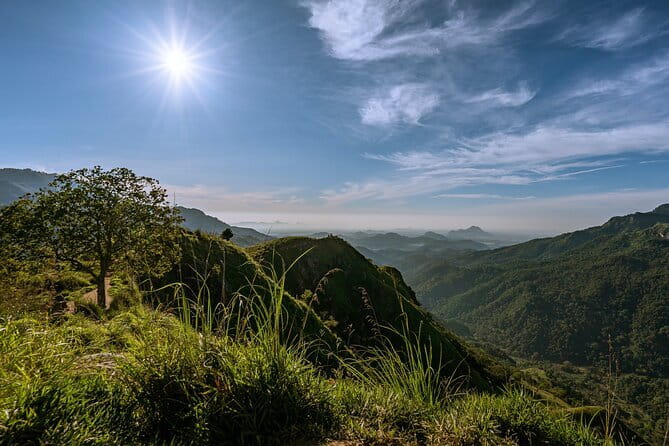 Trek to Little Adam's Peak and Nine Arches Bridge In Ella - How to prepare for the five-hour outing