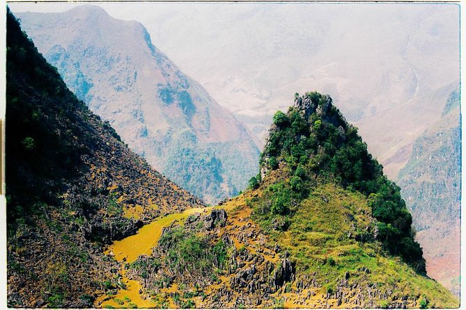 Trekking In Ha Giang 5 Days - Day 3: Cycling, Hmong villages, and the road to Dong Van