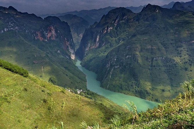 Trekking In Ha Giang 5 Days - Day 4: Dong Van market and Ma Pi Leng Pass