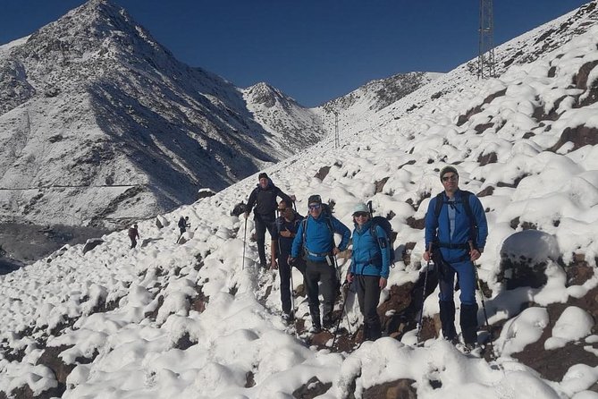 Trekking in Morocco / Toubkal Circle and Waterfalls 3 Days 2 Nights - Day three: the summit push and the long return to Imlil