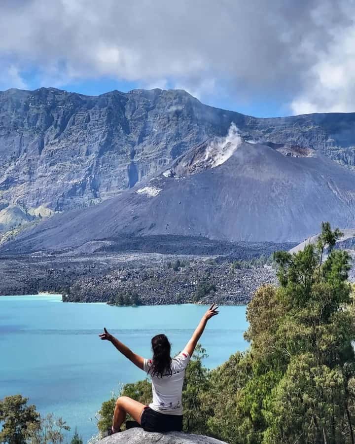 Trekking Mount Rinjani 2D/1N To Second Summit - Food, equipment, and the human side of the trek