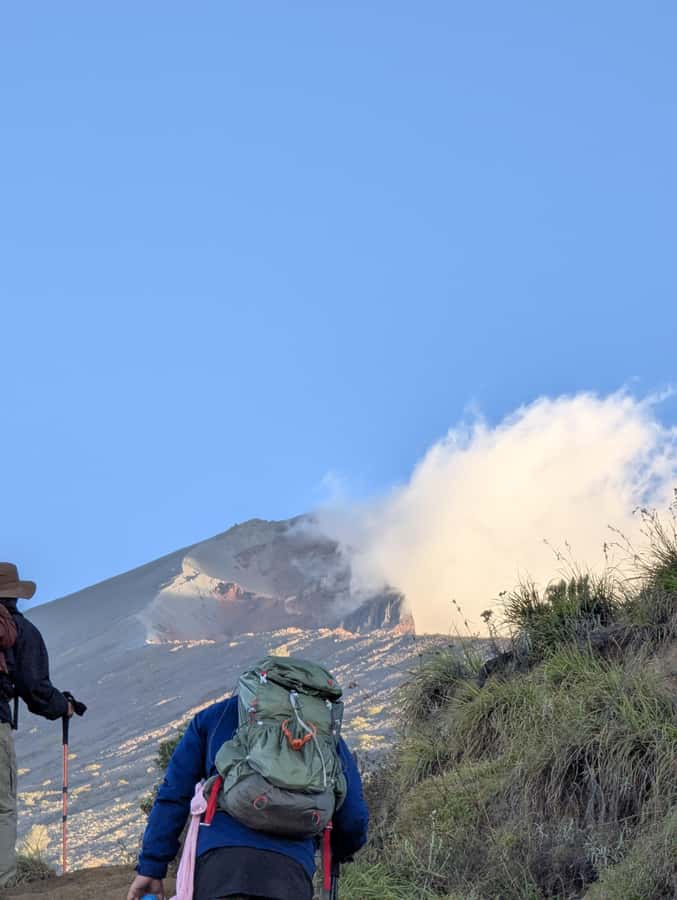 trekking mount rinjani summit join in group tour - Key points at a glance