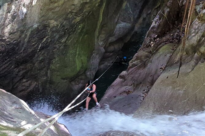 Trekking/rappelling waterfalls in Dominican Republic - Swimming holes and cold mountain water