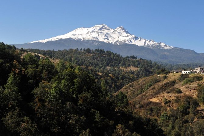 Trekking Through The Volcanoes - From Mexico City to the Volcanoes