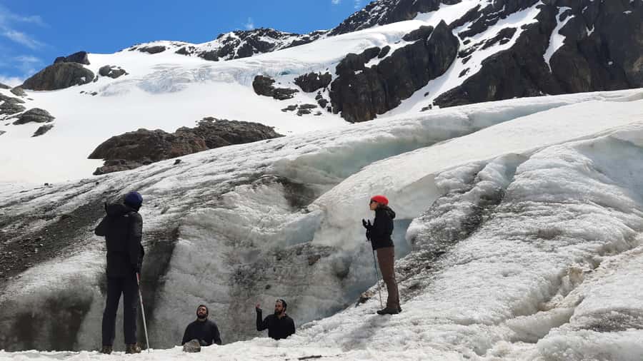 Trekking to Vinciguerra glacier and Tempanos lagoon - Who should book this Tierra del Fuego trek?