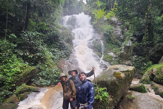 Trekking with Lunch cooked by Bamboo in the Chiang Rai jungle - Pha Soet Hot Spring gives your legs a break