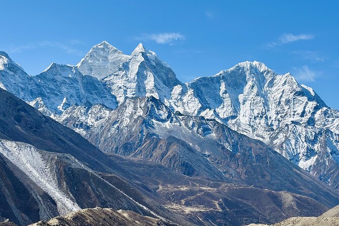 Unforgettable Everest Base Camp Trek with Third Rock Adventures! 🌄  I recently completed an incredible journey to Everest Base Camp with Third Rock Adventures, and I can’t recommend them enough! From starRead more - Day 2: Lukla, Chauri Kharka, and Phakding