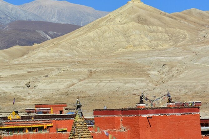 Upper Mustang Trek - 13 Days - Days 5 and 6: Barley fields, Ghami, and Tsarang