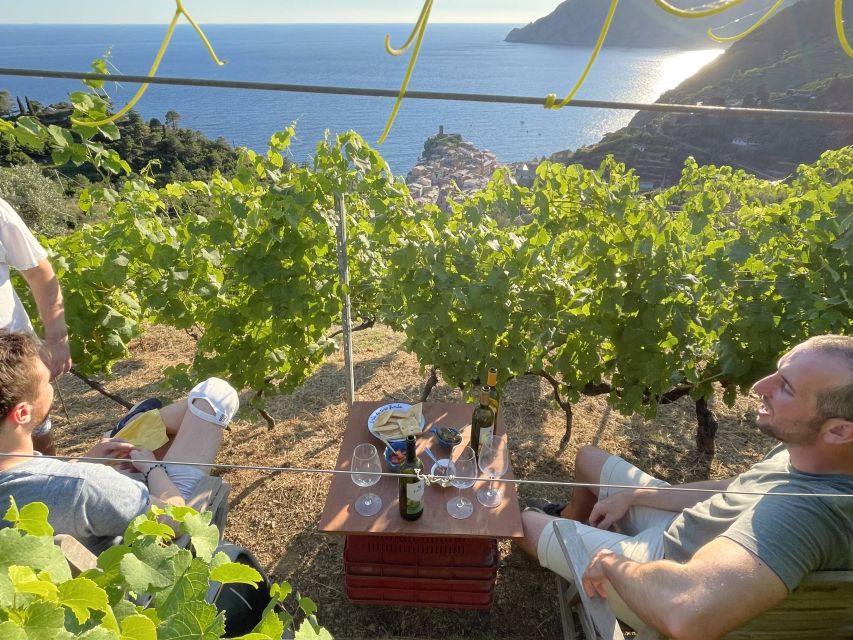 Vernazza: Panoramic Vineyard Trekking Tour w/ Wine Tasting - Who will get the most from this tour